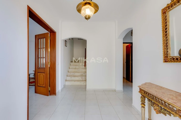 Moradia T3 para Arrendamento em Lagos (São Sebastião e Santa Maria) Foto 3