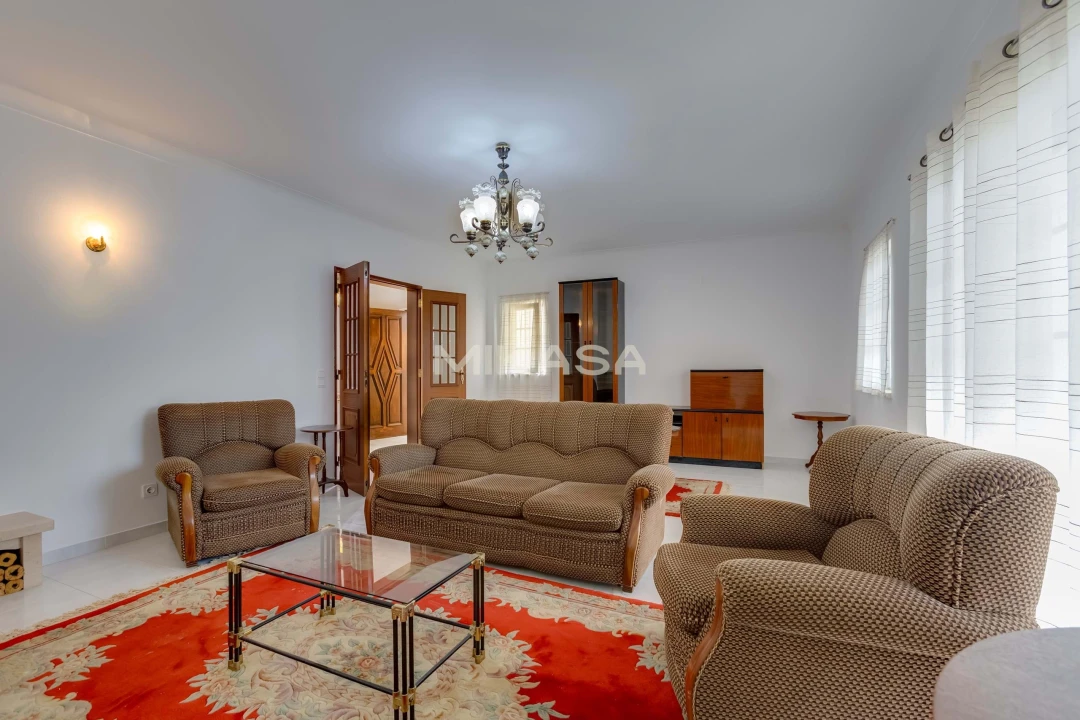 Moradia T3 para Arrendamento em Lagos (São Sebastião e Santa Maria) Foto 13