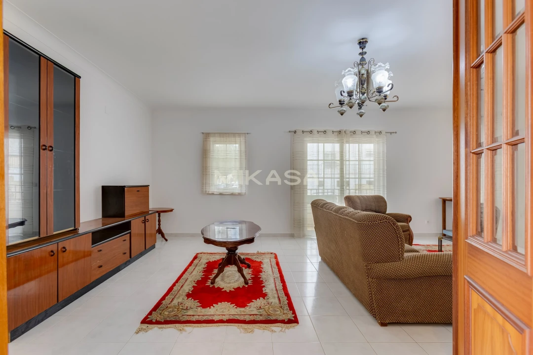 Moradia T3 para Arrendamento em Lagos (São Sebastião e Santa Maria) Foto 10