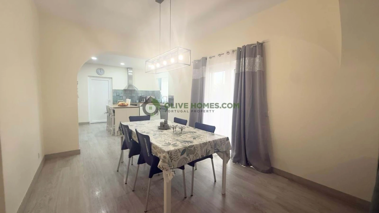 Moradia T3 para Venda em Almancil Foto 4