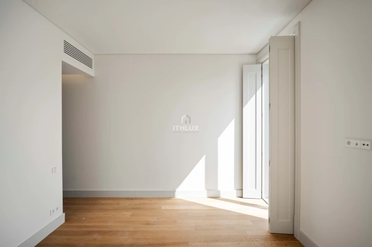 Moradia T4 para Venda em Cascais e Estoril Foto 27