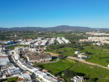 Terreno para Venda em Olhão