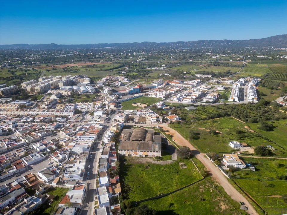 Terreno para Venda em Olhão Foto 3