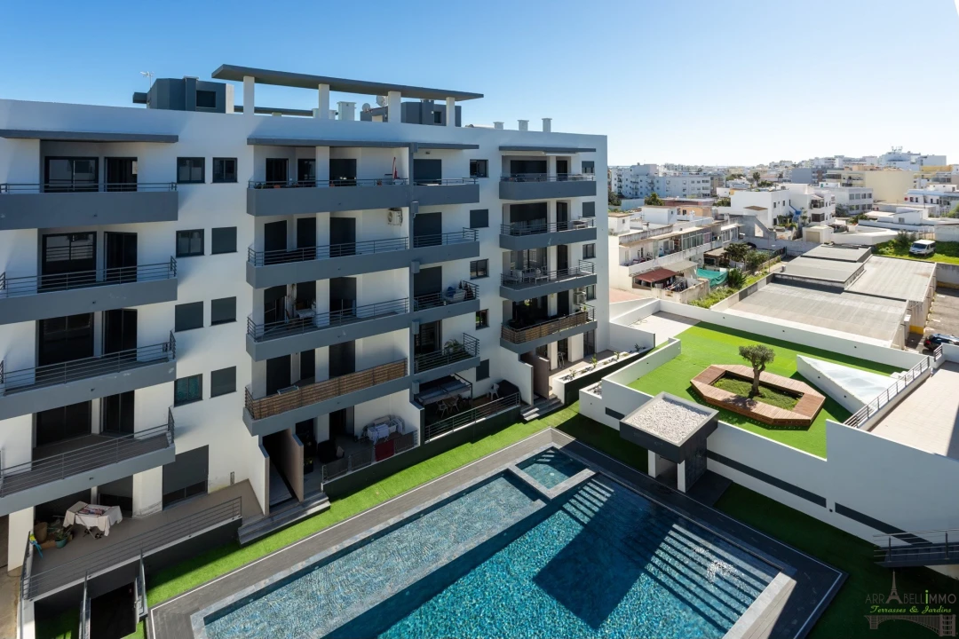 Apartamento T3 para Venda em Quelfes Foto 27