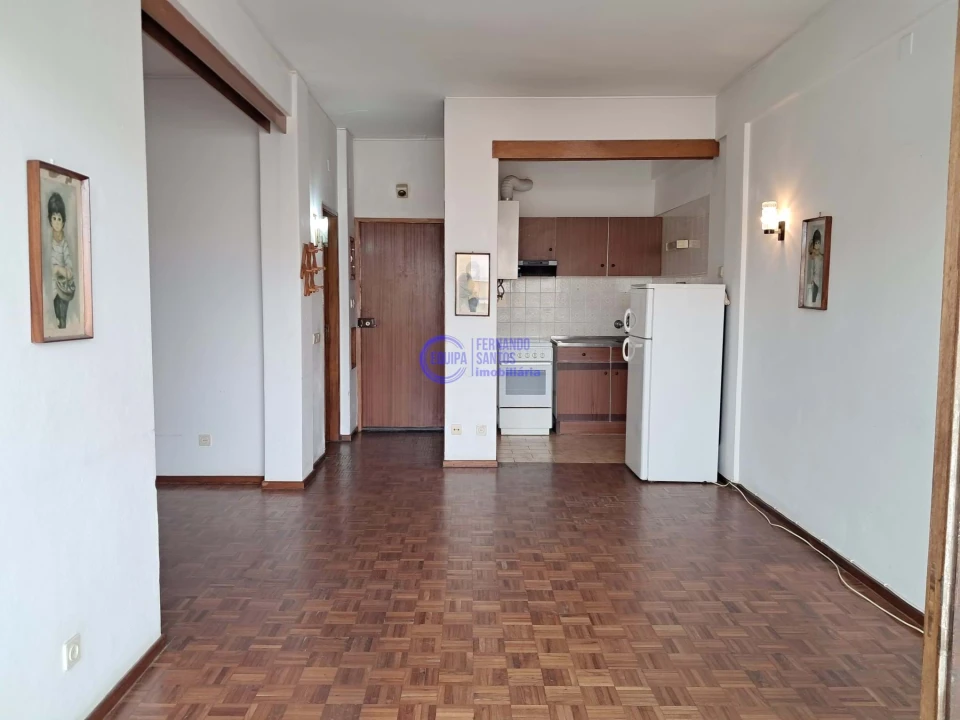 Apartamento T1 para Venda em Armação de Pera Foto 3