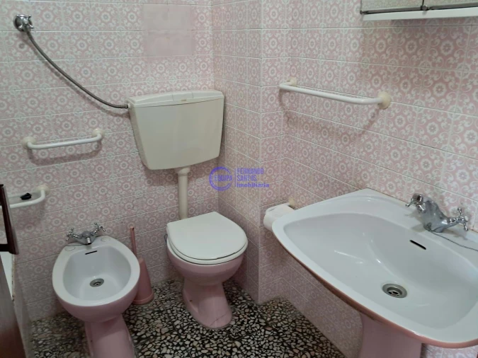 Apartamento T1 para Venda em Armação de Pera Foto 8