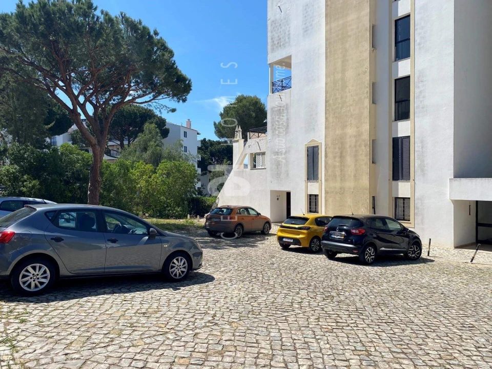 Apartamento T1 para Venda em Quarteira Foto 19