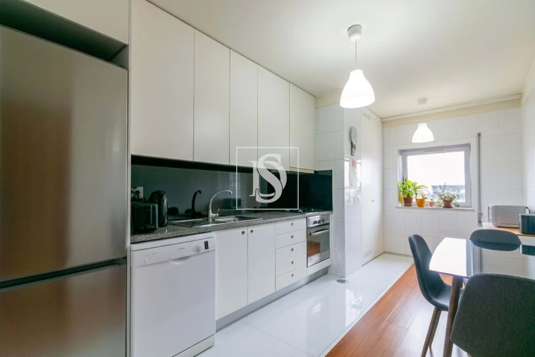 Apartamento T2 para Venda em Braga (Maximinos, Sé e Cividade) Foto 12