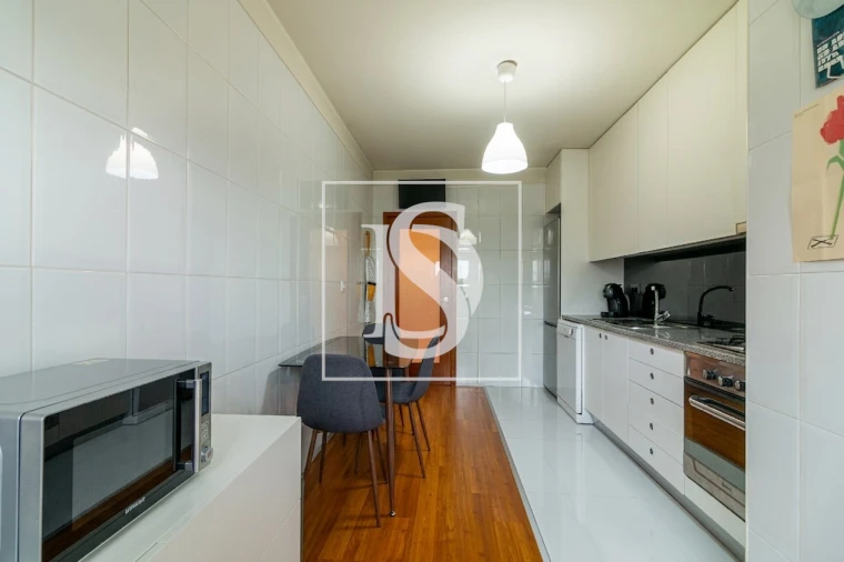 Apartamento T2 para Venda em Braga (Maximinos, Sé e Cividade) Foto 14