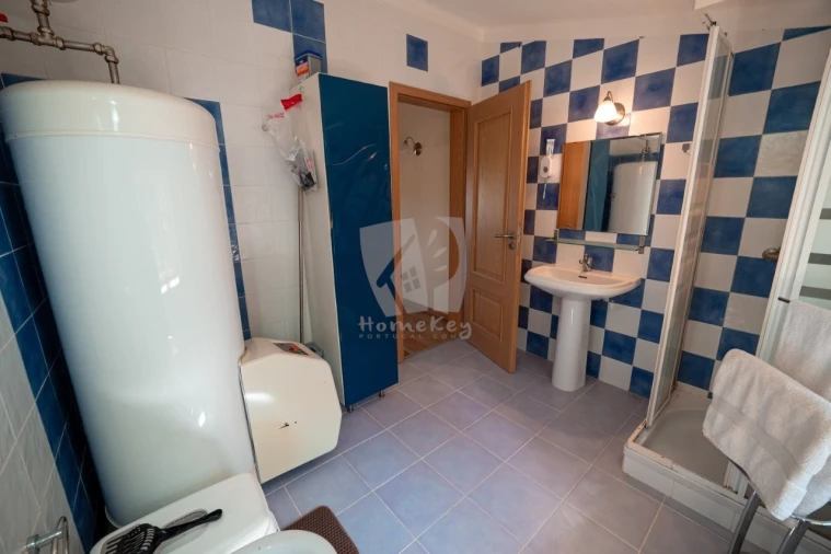 Quinta T3 para Venda em Guarda Foto 24