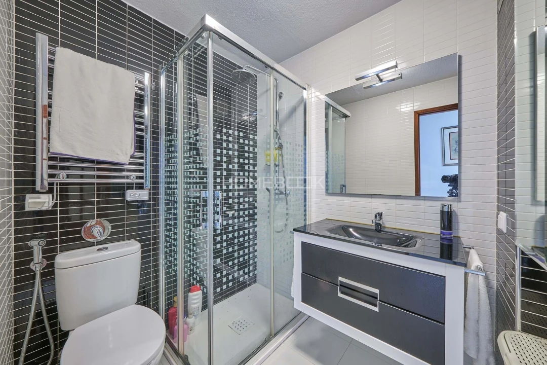 Apartamento T2 para Venda em Costa da Caparica Foto 23