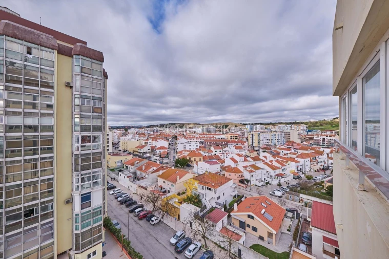 Apartamento T2 para Venda em Costa da Caparica Foto 29