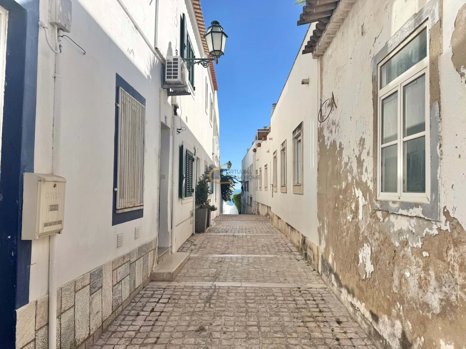 Moradia T2 para Venda em Albufeira e Olhos de Água Foto 1