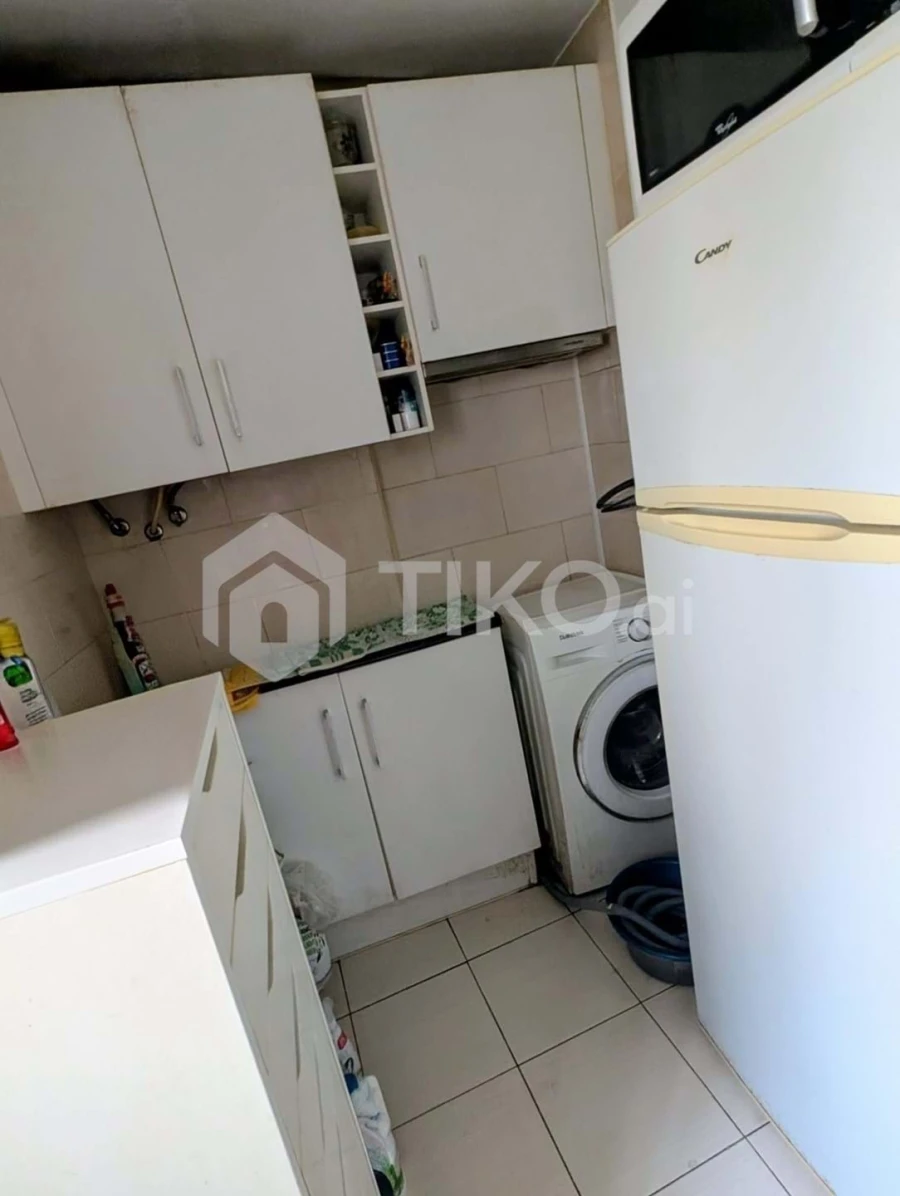 Moradia T2 para Venda em Ajuda Foto 3