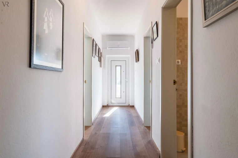 Moradia T4 para Venda em São Bartolomeu de Messines Foto 16