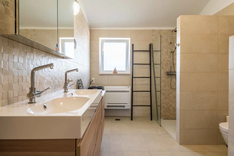 Moradia T4 para Venda em São Bartolomeu de Messines Foto 15