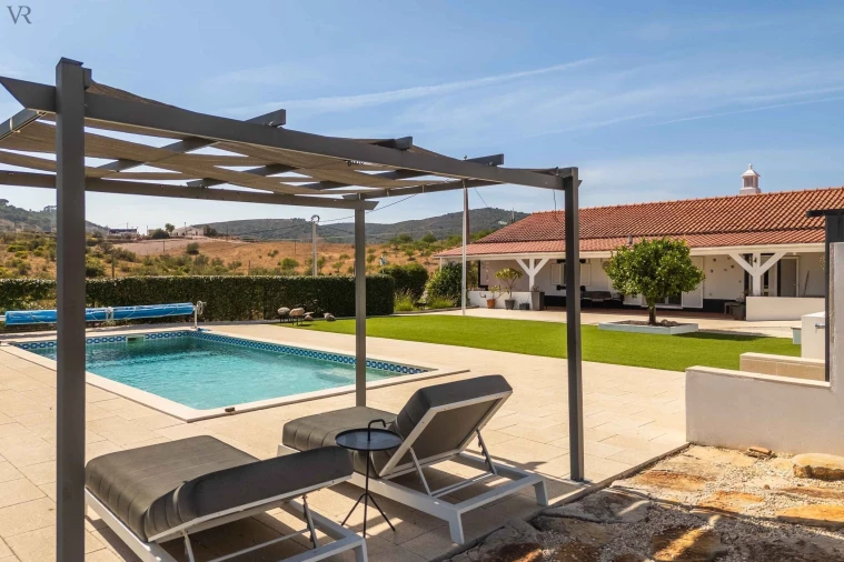 Moradia T4 para Venda em São Bartolomeu de Messines Foto 25