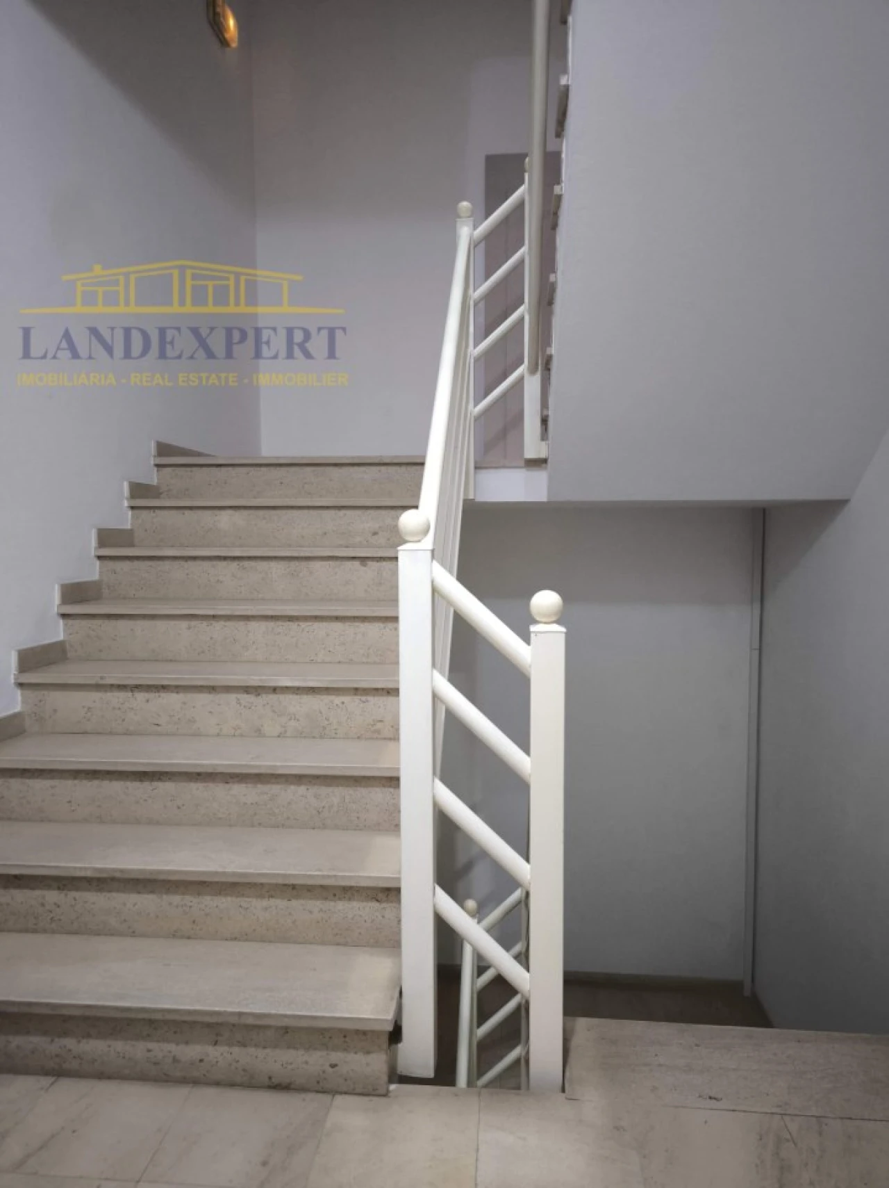 Apartamento T1 para Venda em Armação de Pera Foto 26