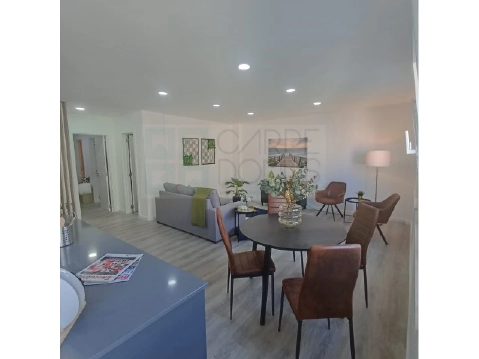 Apartamento T3 para Venda em Benfica Foto 7