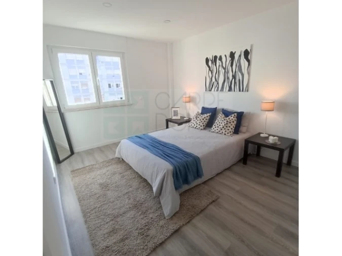 Apartamento T3 para Venda em Benfica Foto 17