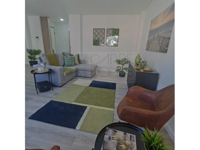 Apartamento T3 para Venda em Benfica Foto 2