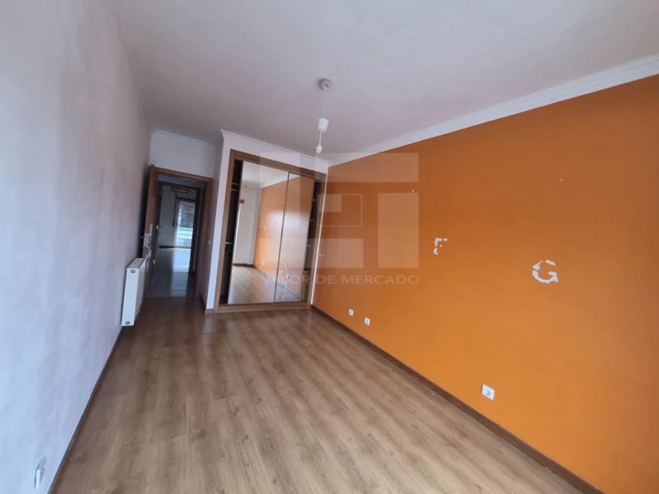 Apartamento T2 para Venda em Laranjeiro e Feijó Foto 7