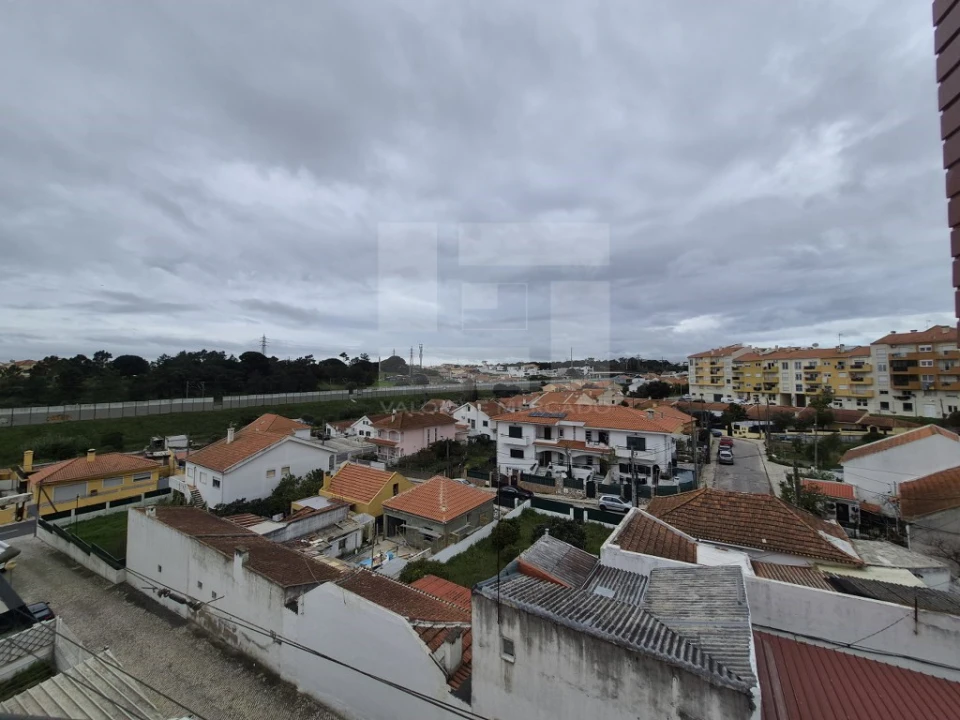Apartamento T2 para Venda em Laranjeiro e Feijó Foto 23