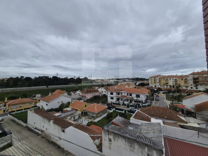 Apartamento T2 para Venda em Laranjeiro e Feijó Foto 23