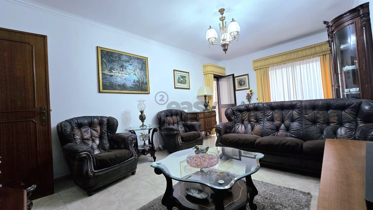 Apartamento T3 para Venda em Cascais e Estoril Foto 3