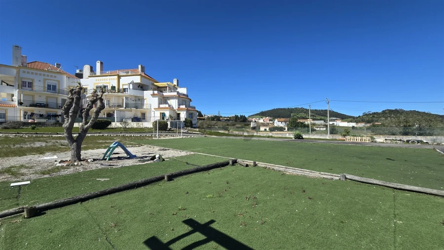 Apartamento T2 para Venda em Azueira e Sobral da Abelheira Foto 16