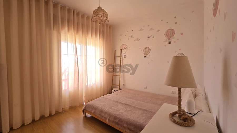 Apartamento T2 para Venda em Azueira e Sobral da Abelheira Foto 8