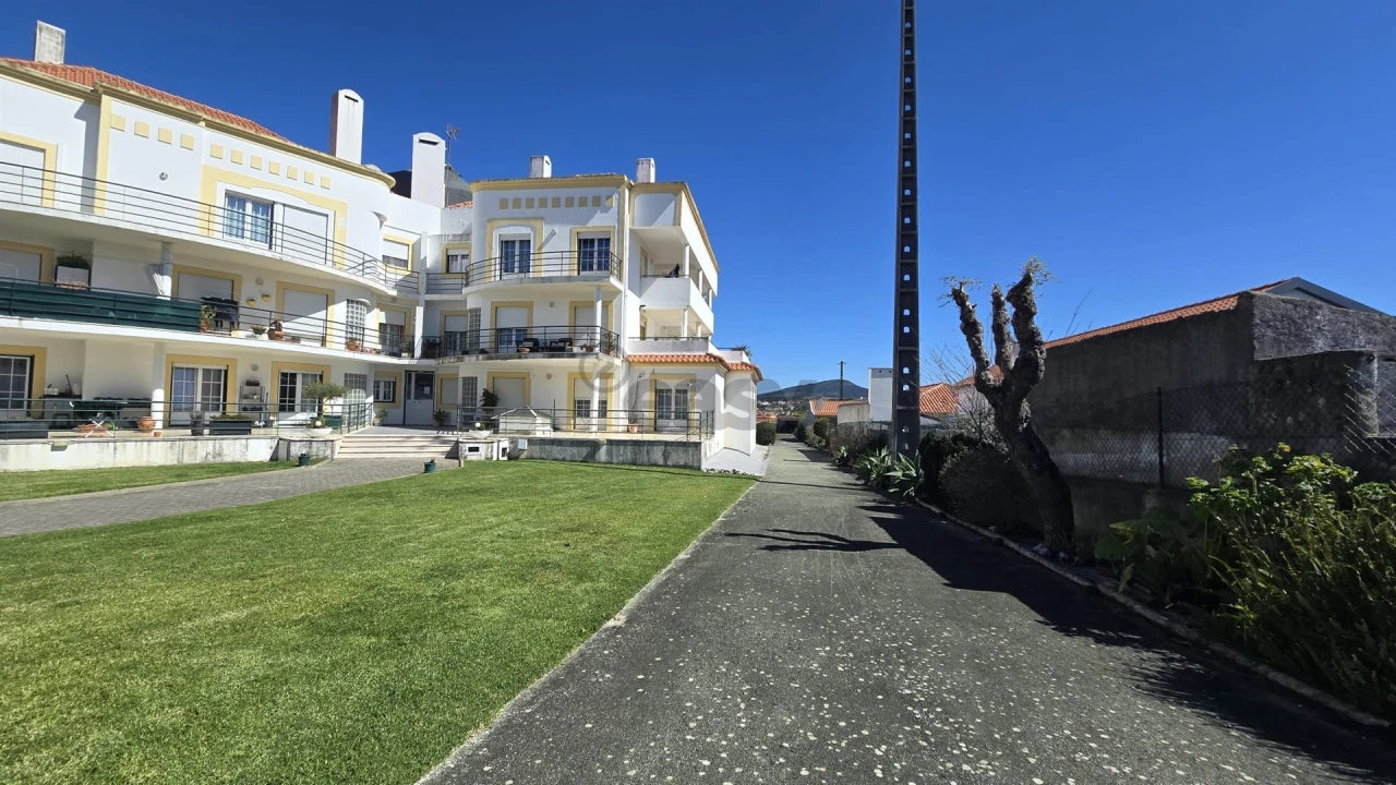 Apartamento T2 para Venda em Azueira e Sobral da Abelheira Foto 20