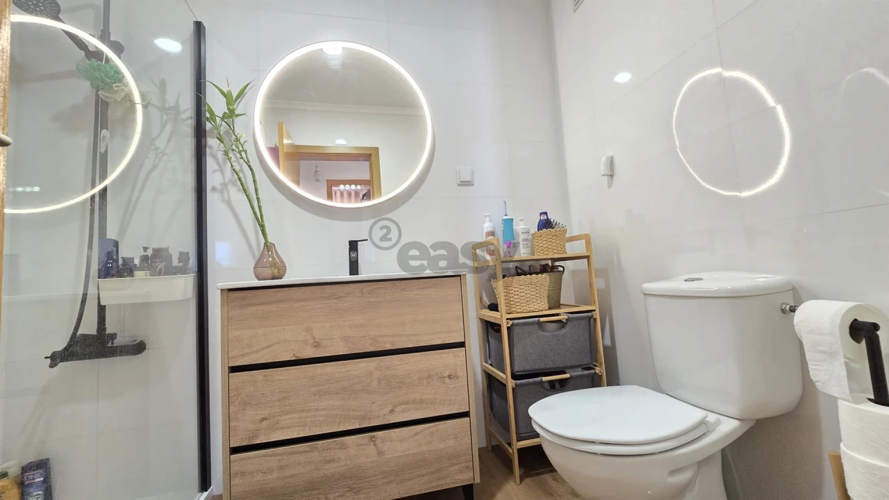 Apartamento T2 para Venda em Azueira e Sobral da Abelheira Foto 11