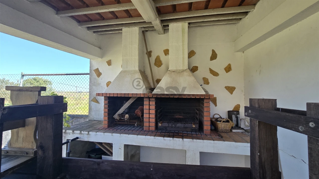 Apartamento T2 para Venda em Azueira e Sobral da Abelheira Foto 19