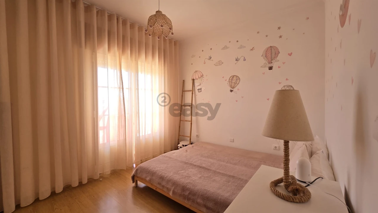 Apartamento T2 para Venda em Azueira e Sobral da Abelheira Foto 8