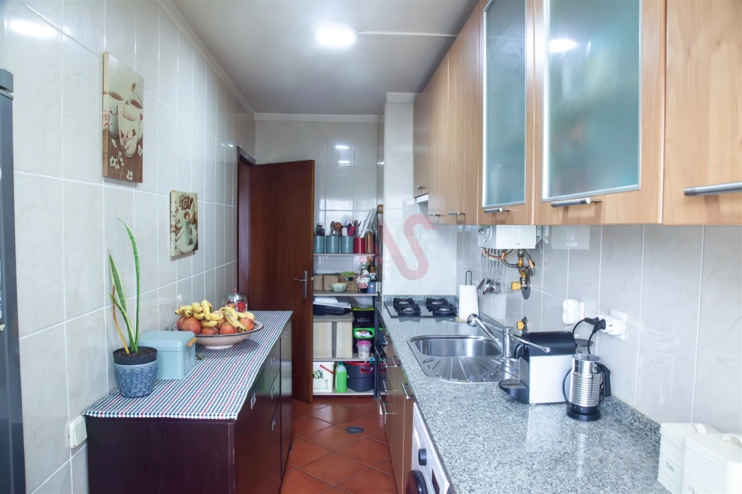 Apartamento T2 para Venda em São João da Madeira Foto 11