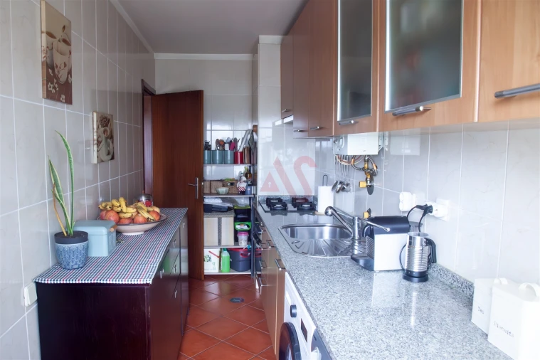 Apartamento T2 para Venda em São João da Madeira Foto 9