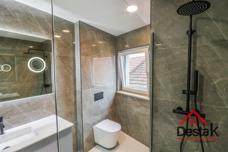 Moradia T3 para Venda em Boa Aldeia, Farminhão e Torredeita Foto 11