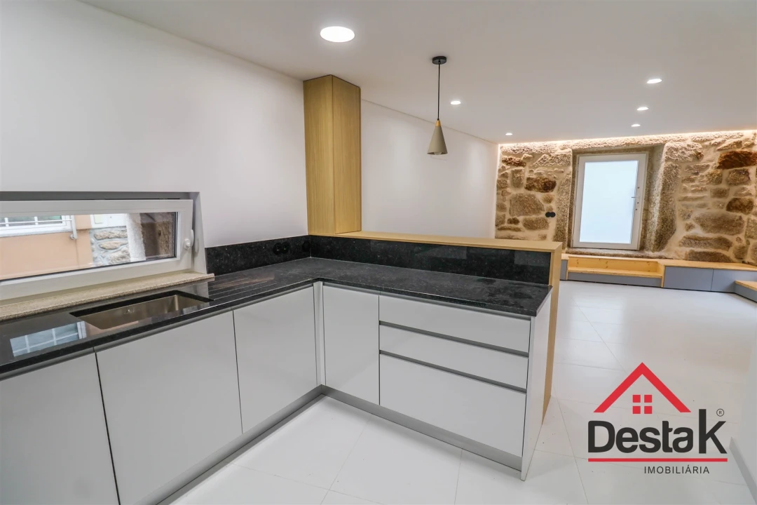 Moradia T3 para Venda em Boa Aldeia, Farminhão e Torredeita Foto 2