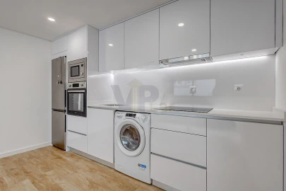 Moradia T2 para Venda em Paranhos