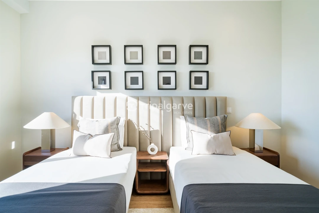 Apartamento T4 para Venda em Albufeira e Olhos de Água Foto 19