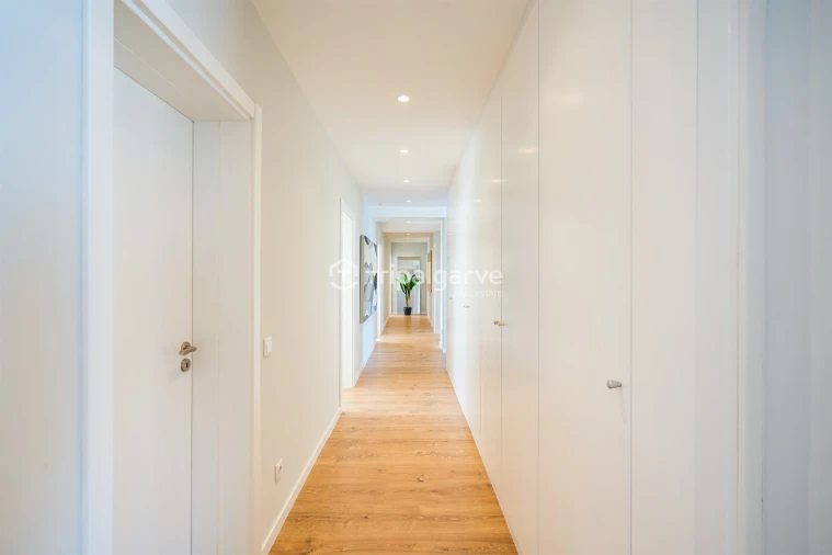 Apartamento T4 para Venda em Albufeira e Olhos de Água Foto 7