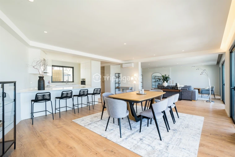 Apartamento T4 para Venda em Albufeira e Olhos de Água Foto 13