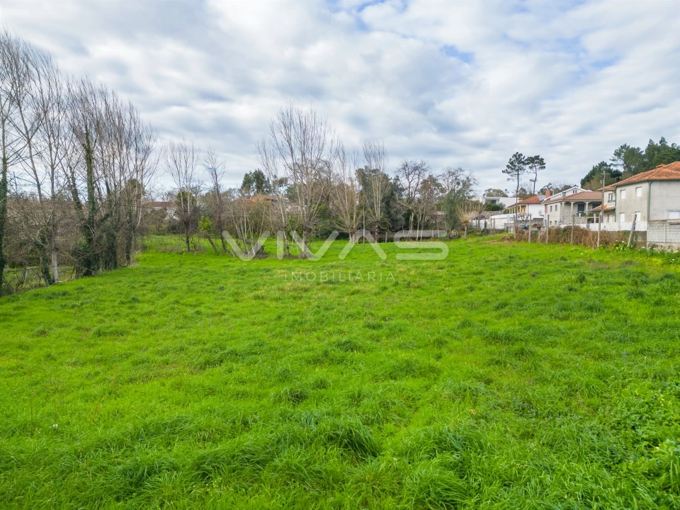 Terreno para Venda em Rendufe Foto 11