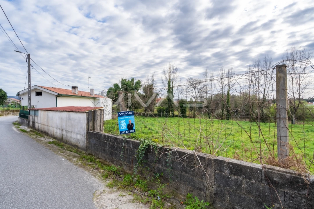 Terreno para Venda em Rendufe Foto 6