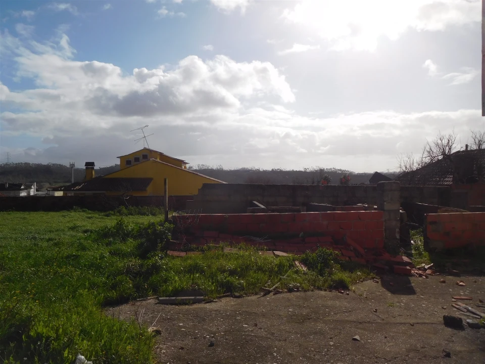 Moradia T3 para Venda em Marrazes e Barosa Foto 17