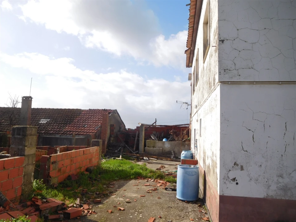 Moradia T3 para Venda em Marrazes e Barosa Foto 15