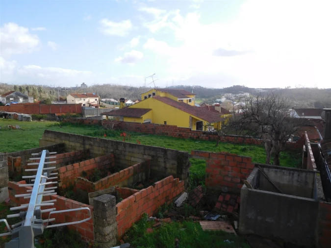 Moradia T3 para Venda em Marrazes e Barosa Foto 21