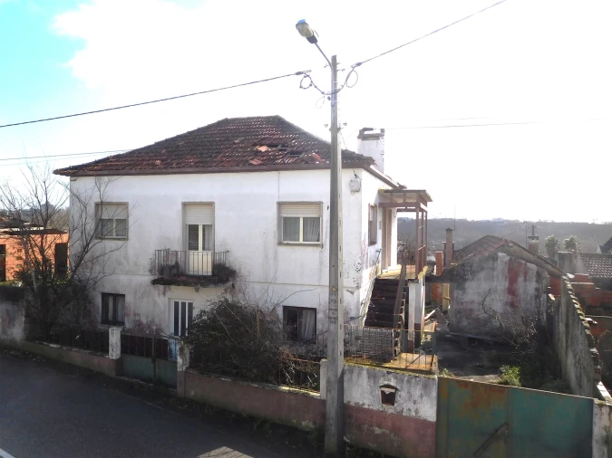 Moradia T3 para Venda em Marrazes e Barosa Foto 7