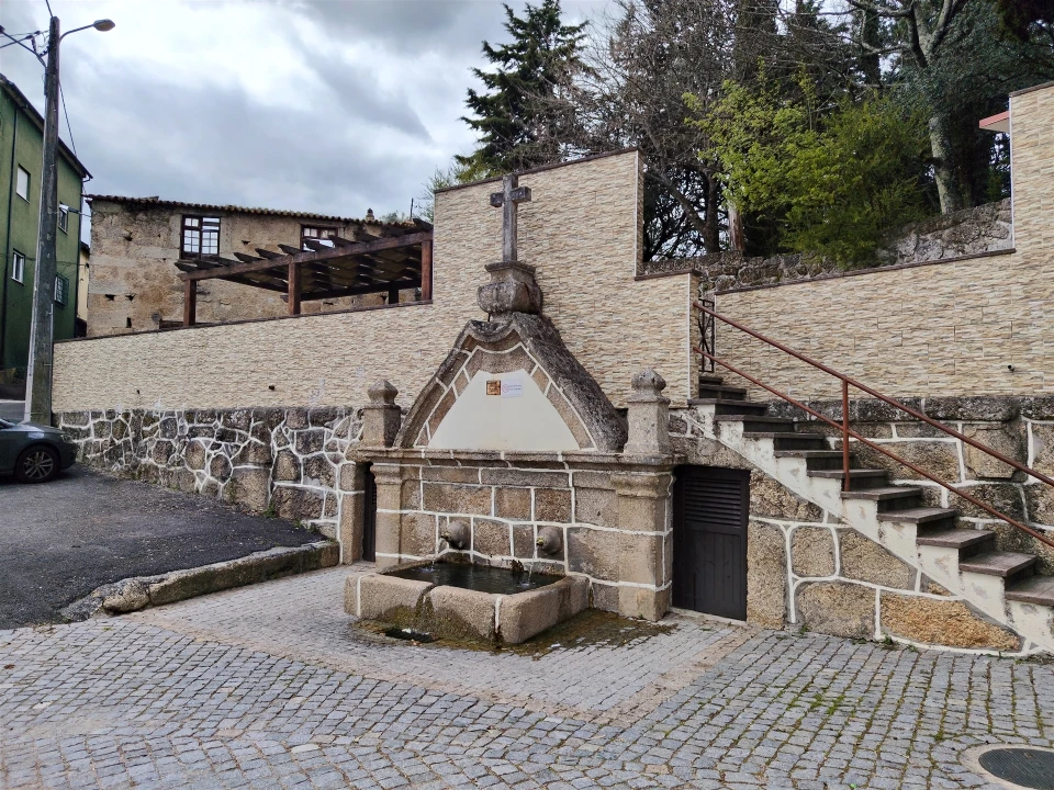 Moradia T5 para Venda em Orjais Foto 28